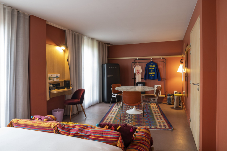 Bedroom 3, Mob Hotel Paris les Puces, Seine-Saint-Denis