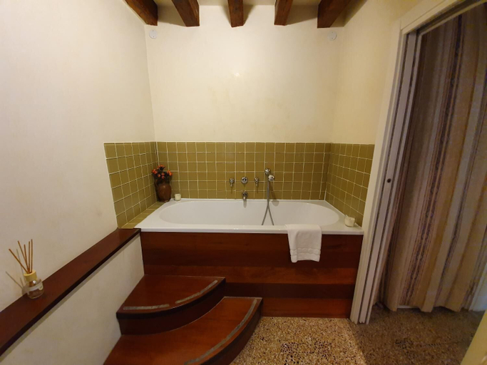 Bathroom 4, Alloggi alla Rivetta, Venezia