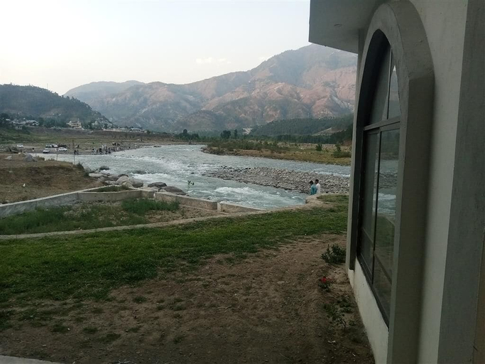 Others 5, River Dine Hotel, Hazara