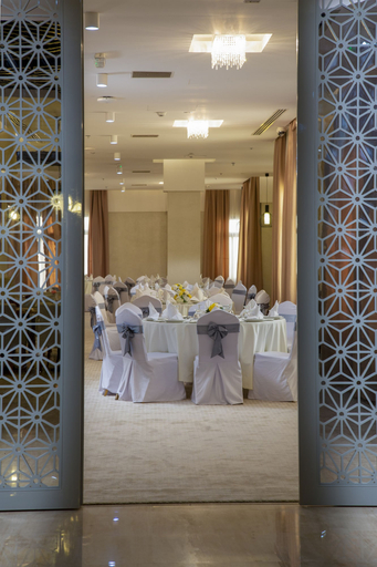 Food & Drinks 5, Retaj Inn Al Wakrah, Al Wakrah