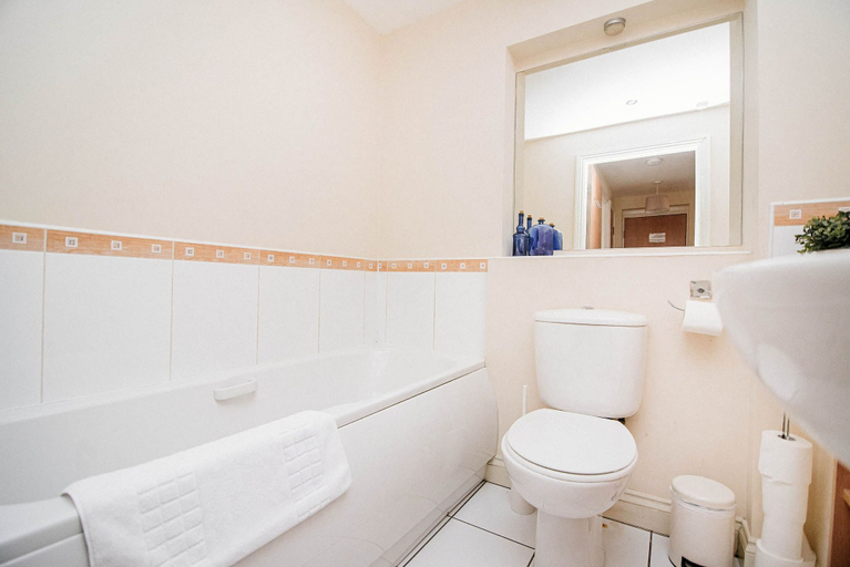 Bathroom 4, Sandall Apartment, Doncaster