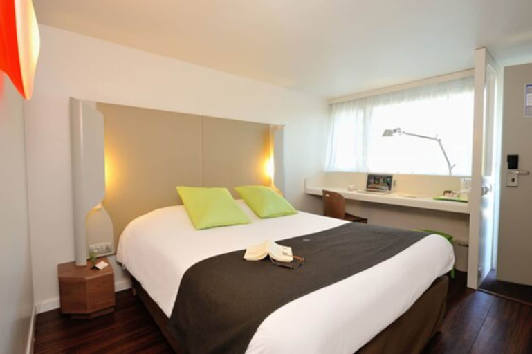 Bedroom 3, Campanile Chambery, Savoie