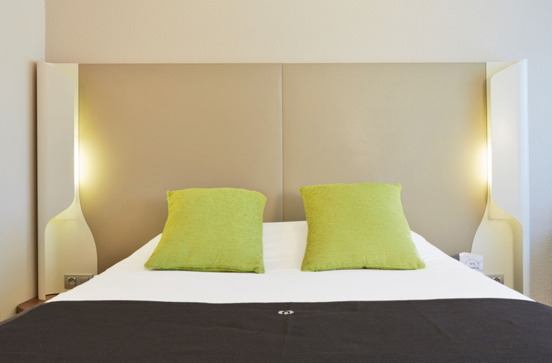 Bedroom 3, Campanile Chambery, Savoie