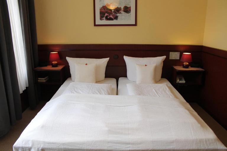 Bedroom 4, Hotel Hanseatic, Lübeck