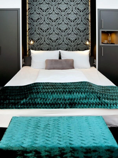 Bedroom 9