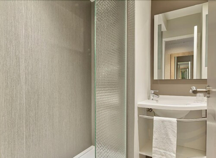 Bathroom 4, Hôtel Restaurant le Pan de Bois, Aube