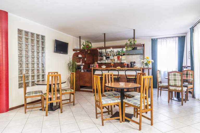 Food & Drinks 5, Residence Nuove Terme, Brescia