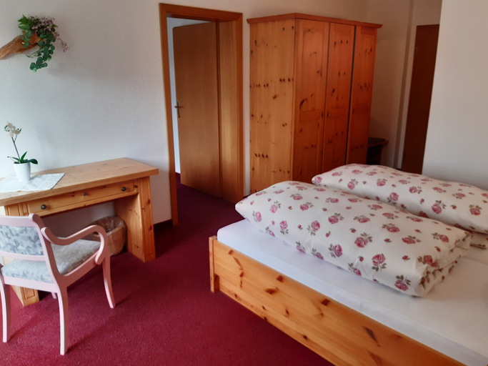 Bedroom 2, Jägerheim Löbsal, Meißen