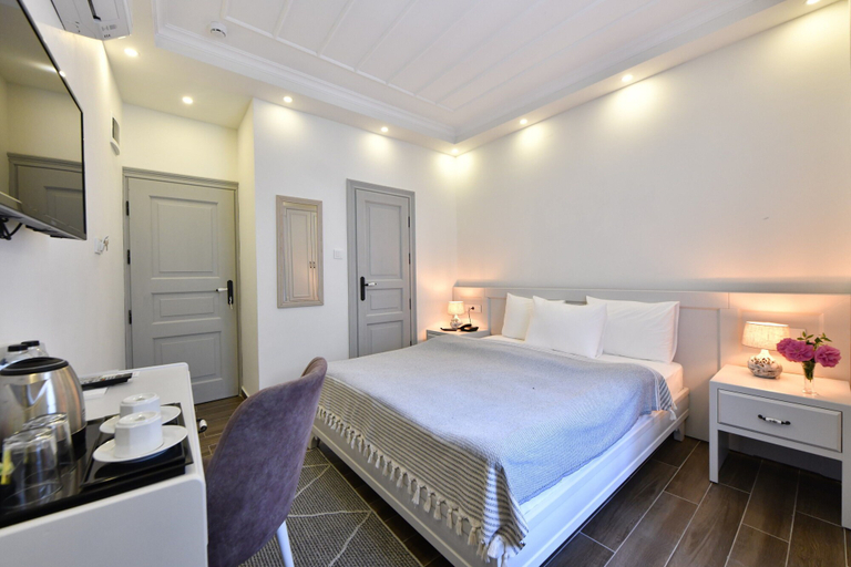 Bedroom 5, Omer Aga Konagi, Ayvalık