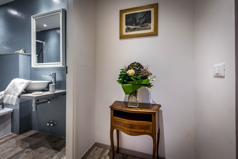 Interior detail 5, Arno Apartment A by Mmega, Florence