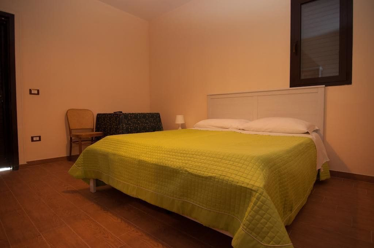 Bedroom 2, Albergo Conca D'Oro, Foggia