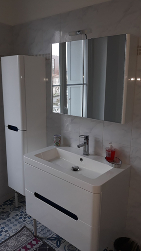 Bathroom 3, Aude Cité-City, Aude