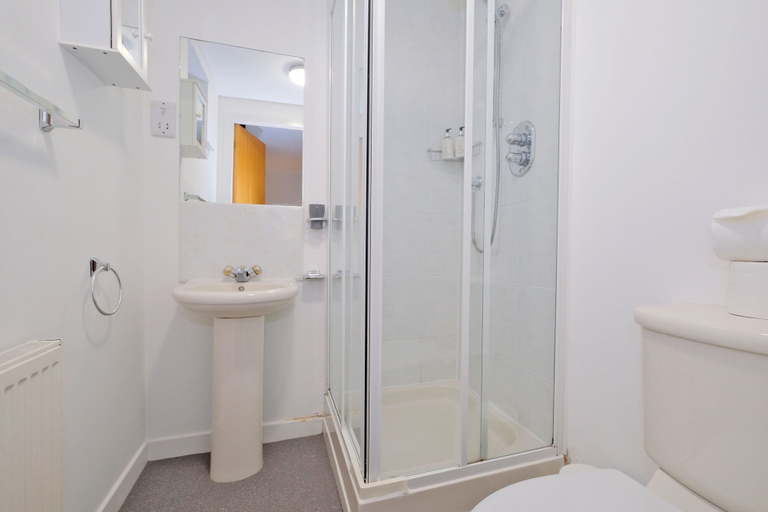 Bathroom 4, Orange Apartments City, Aberdeen