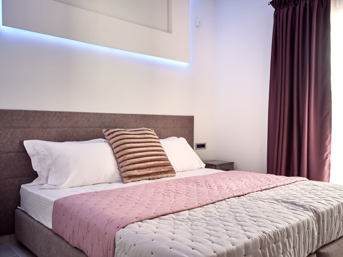 Bedroom 2, Savvas Luxury Suites, Ionian Islands