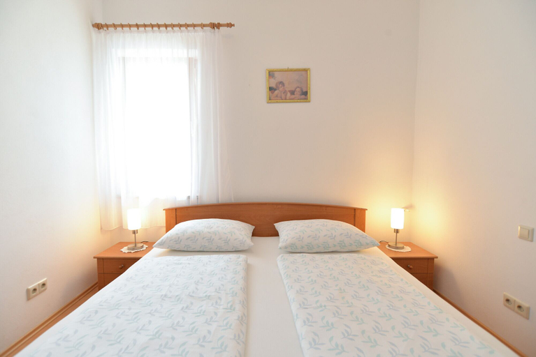 Bedroom 2, Apartment 336, Poreč
