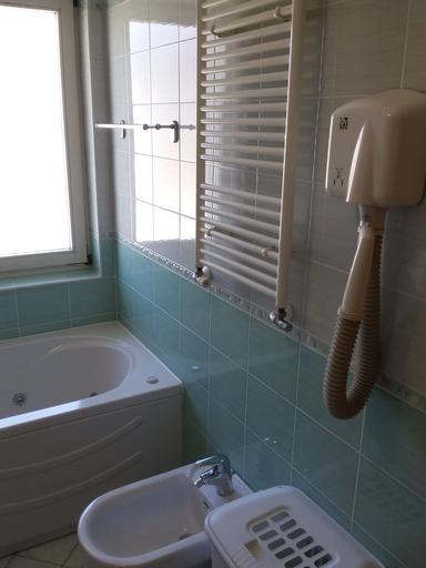 Bathroom 4, Vila BBQ, Ljubljana