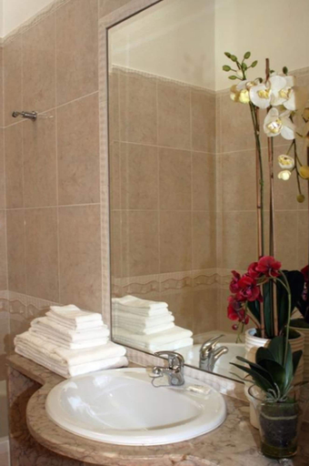 Bathroom 4, Capitalmoura Mouragolf Village, Loulé