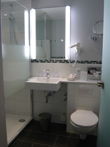 Bathroom 4, Das Essigmanngut, Salzburg Umgebung