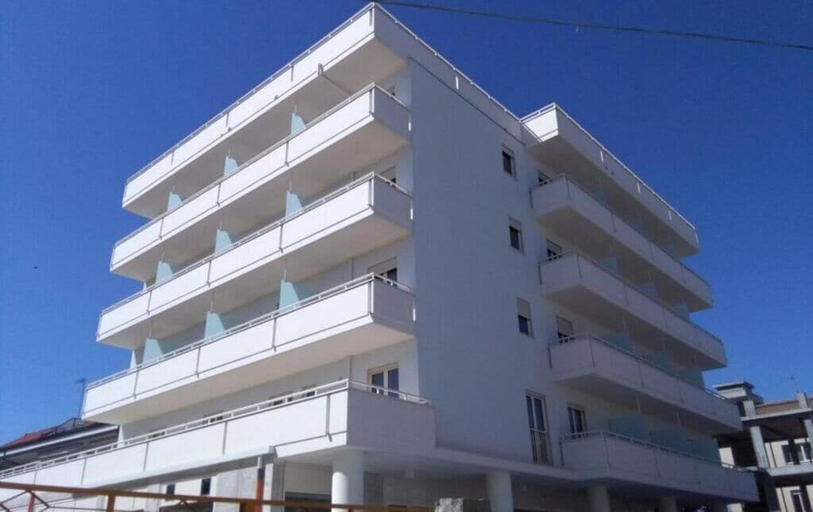 Exterior & Views 2, HOTEL SETTIBI, Teramo