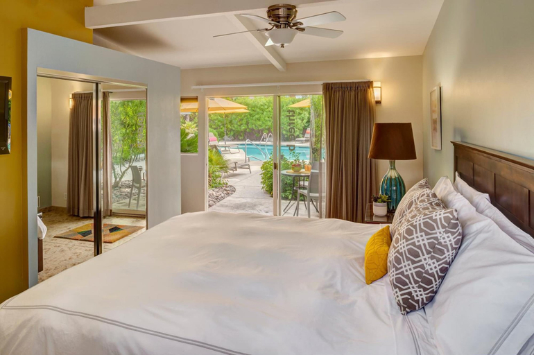 Bedroom 3, Avance Hotel, Riverside