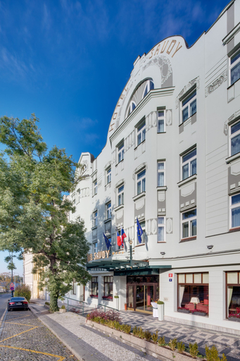 Exterior & Views 2, Hotel Savoy, Praha 6