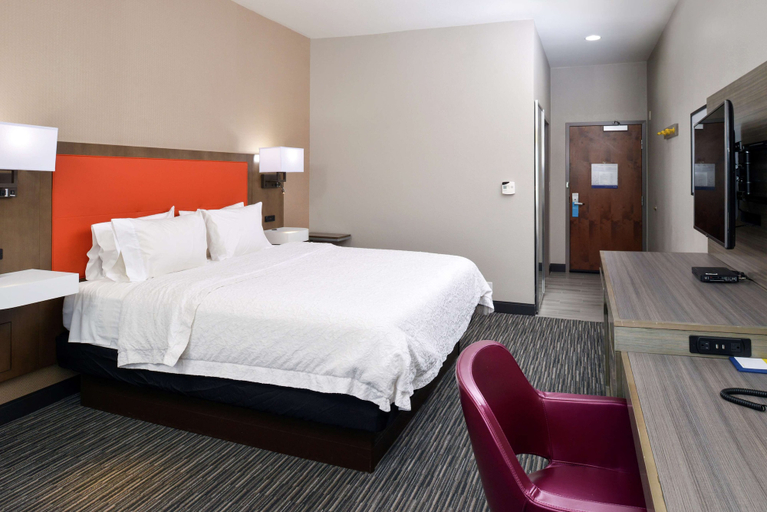Bedroom 3, Hampton Inn Fort Stockton, Pecos