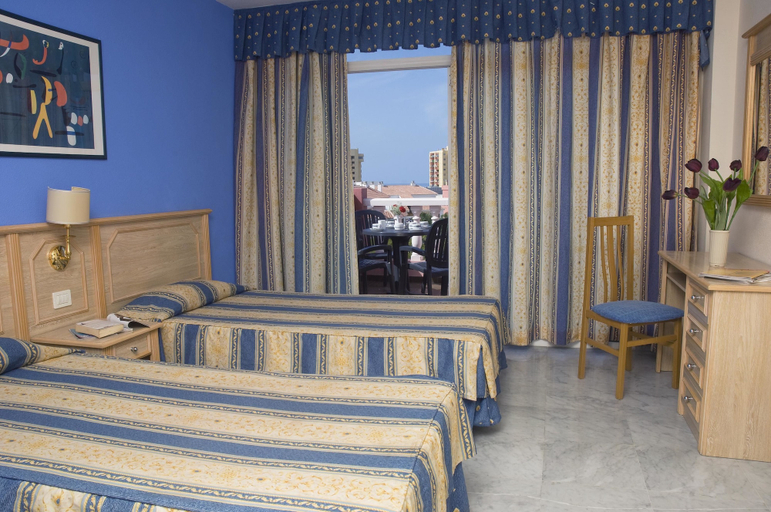 Bedroom 2, Apartamentos Marola Park, Santa Cruz de Tenerife