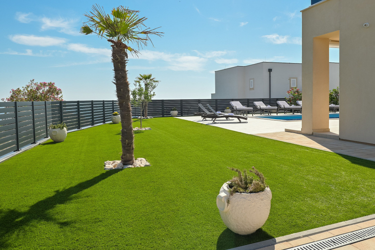 Exterior & Views, Luxury Villas Anita with Private Pool, Novalja