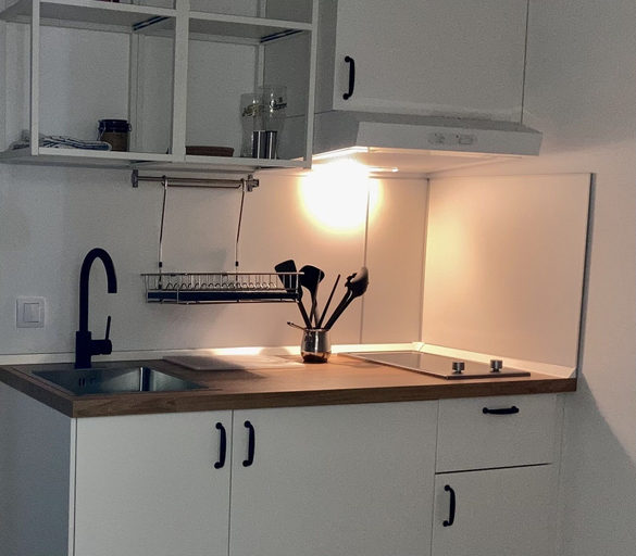 Others 3, 4Rooms 4U, Belgrade