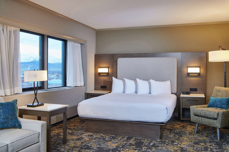 Bedroom 3, Hilton Anchorage, Anchorage
