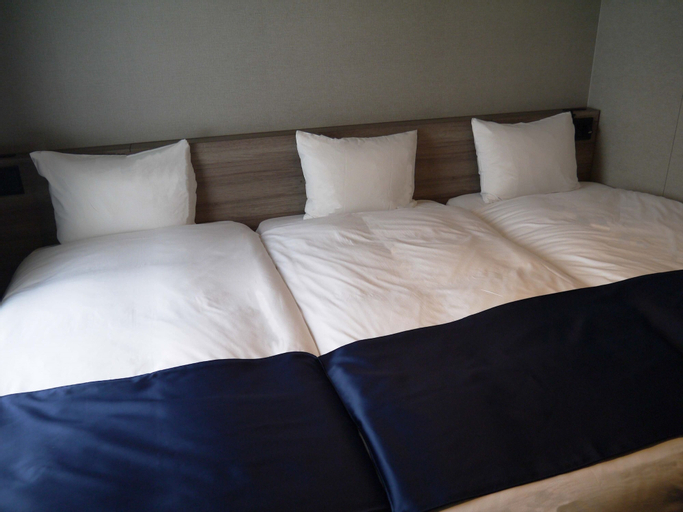 Bedroom 25