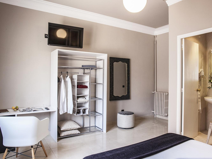 Bathroom, AinB B&B Eixample - Muntaner, Barcelona