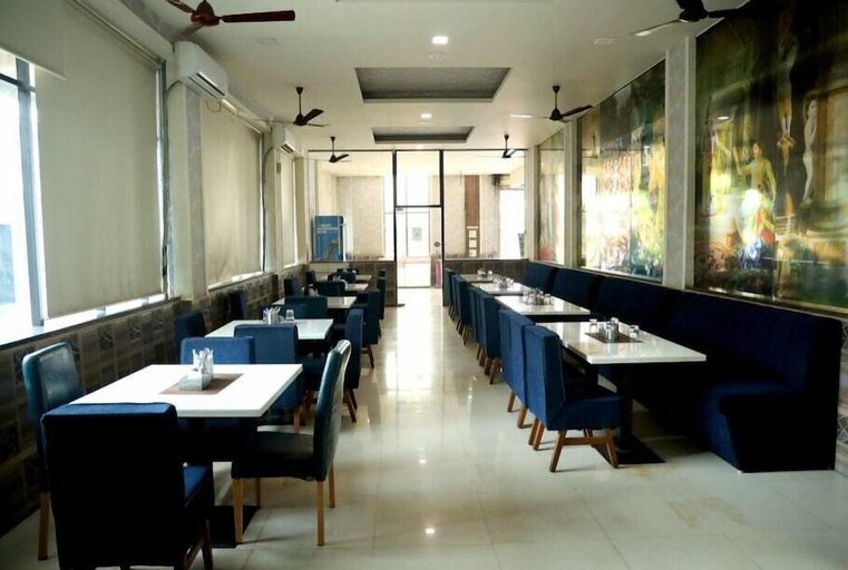 Food & Drinks, Hotel Krushna Express Inn, Nashik