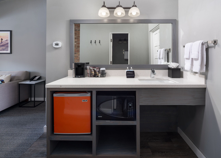 Bathroom 5, Tamarack Lodge Sun Valley, Blaine