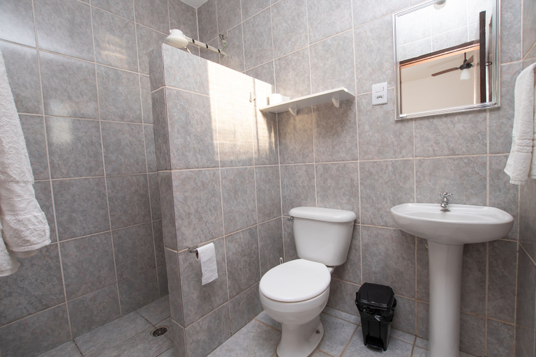 Bathroom 3, Chalés da Cuesta, Pardinho