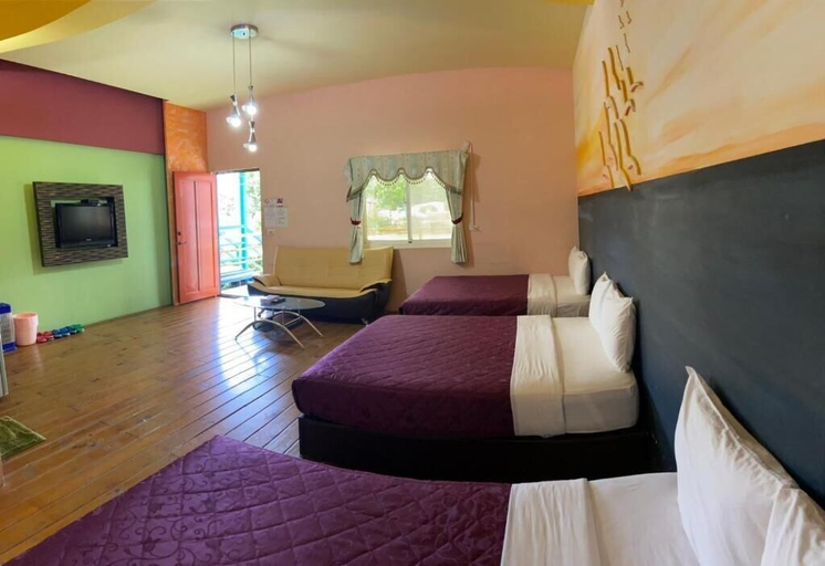 Bedroom 2, J Lin Hostel, Pingtung