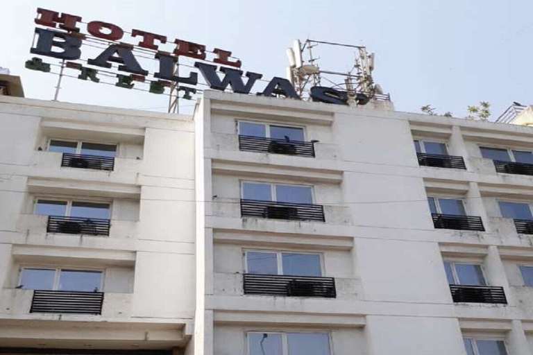 Hotel Balwas, Surat