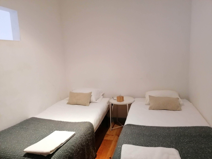 Bedroom 3, Apartment With Yard in Alfama, Lisbon