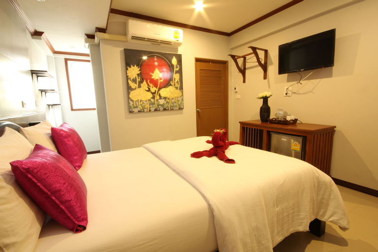 Bedroom 9