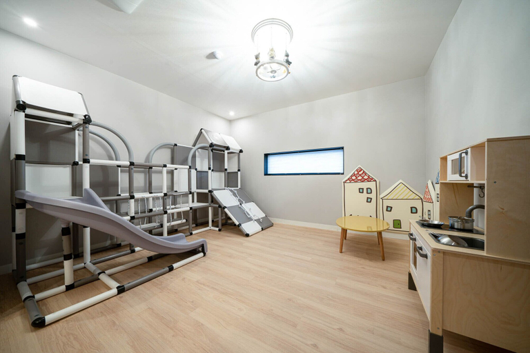 Others 4, Kids Hotel Sangsang Play, Ulju