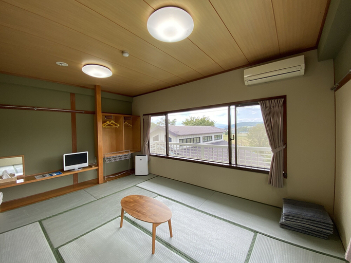 Others 4, Green Hills New Minami, Yamanakako