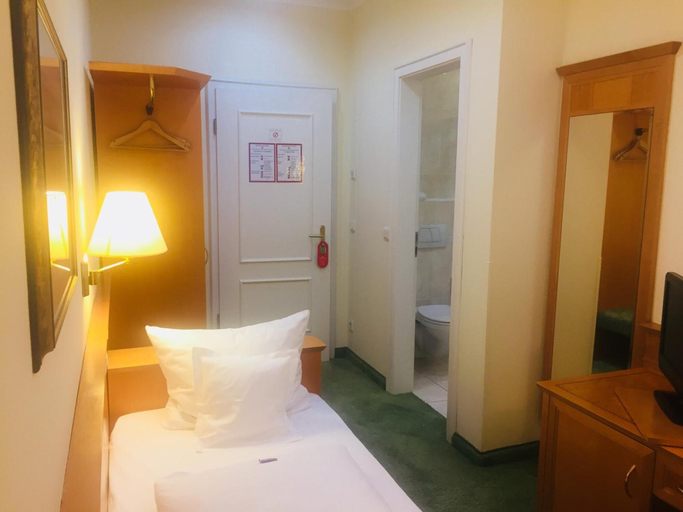 Bedroom 2, Hotel Beethoven, Frankfurt am Main