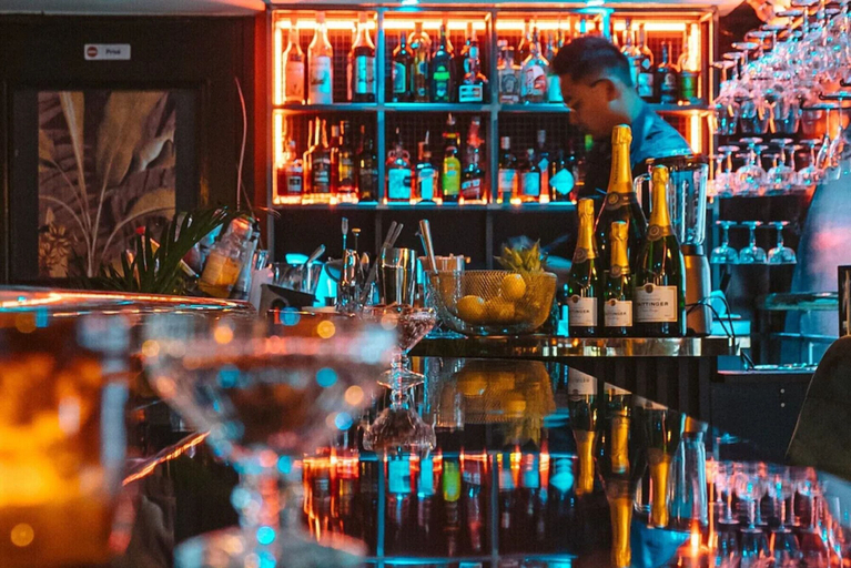 Food & Drinks 5, Hotel Carlton, Nord