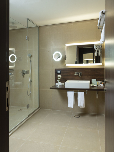 Bathroom 4, Retaj Inn Al Wakrah, Al Wakrah
