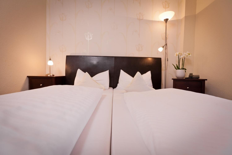 Bedroom 4, Hotel Spies, Marburg-Biedenkopf
