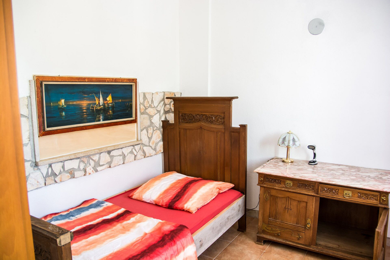 Bedroom 2, Apartment 1981, Vodnjan