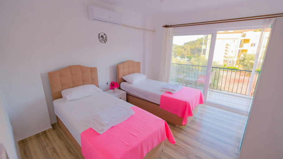 Bedroom 3, Papatya Apart, Kaş