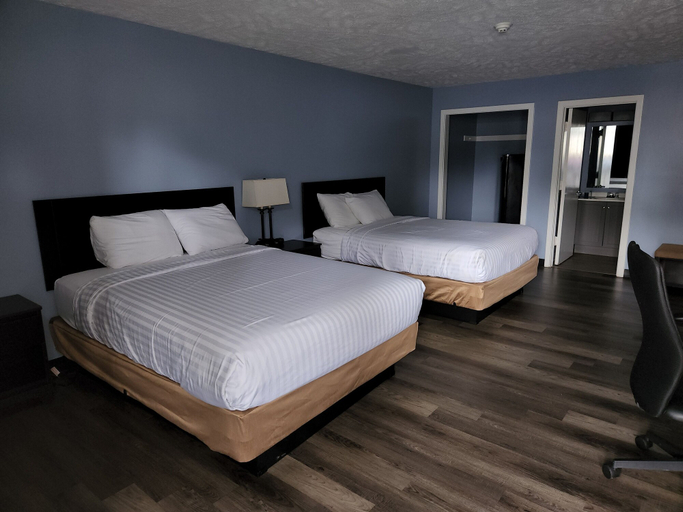 Bedroom 5, Ashley Motel, Hendricks