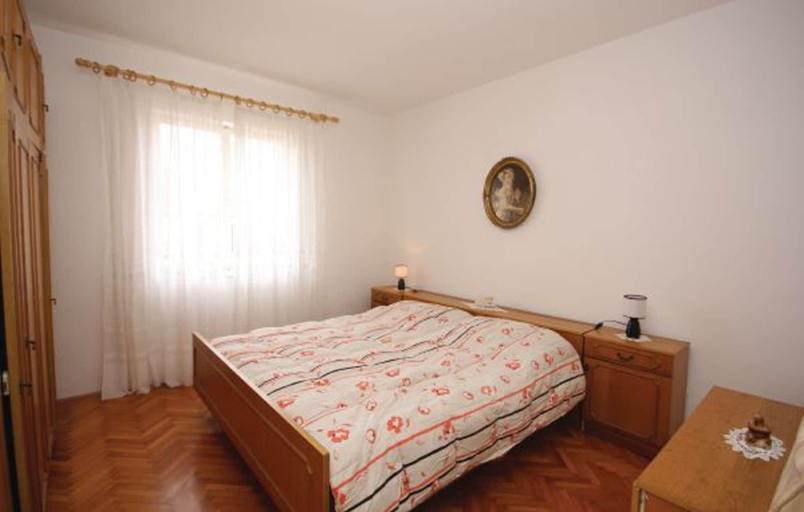 Bedroom 2, Apartment 773, Fažana