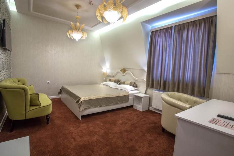 Bedroom 3, Hotel Green Garden, Shumen